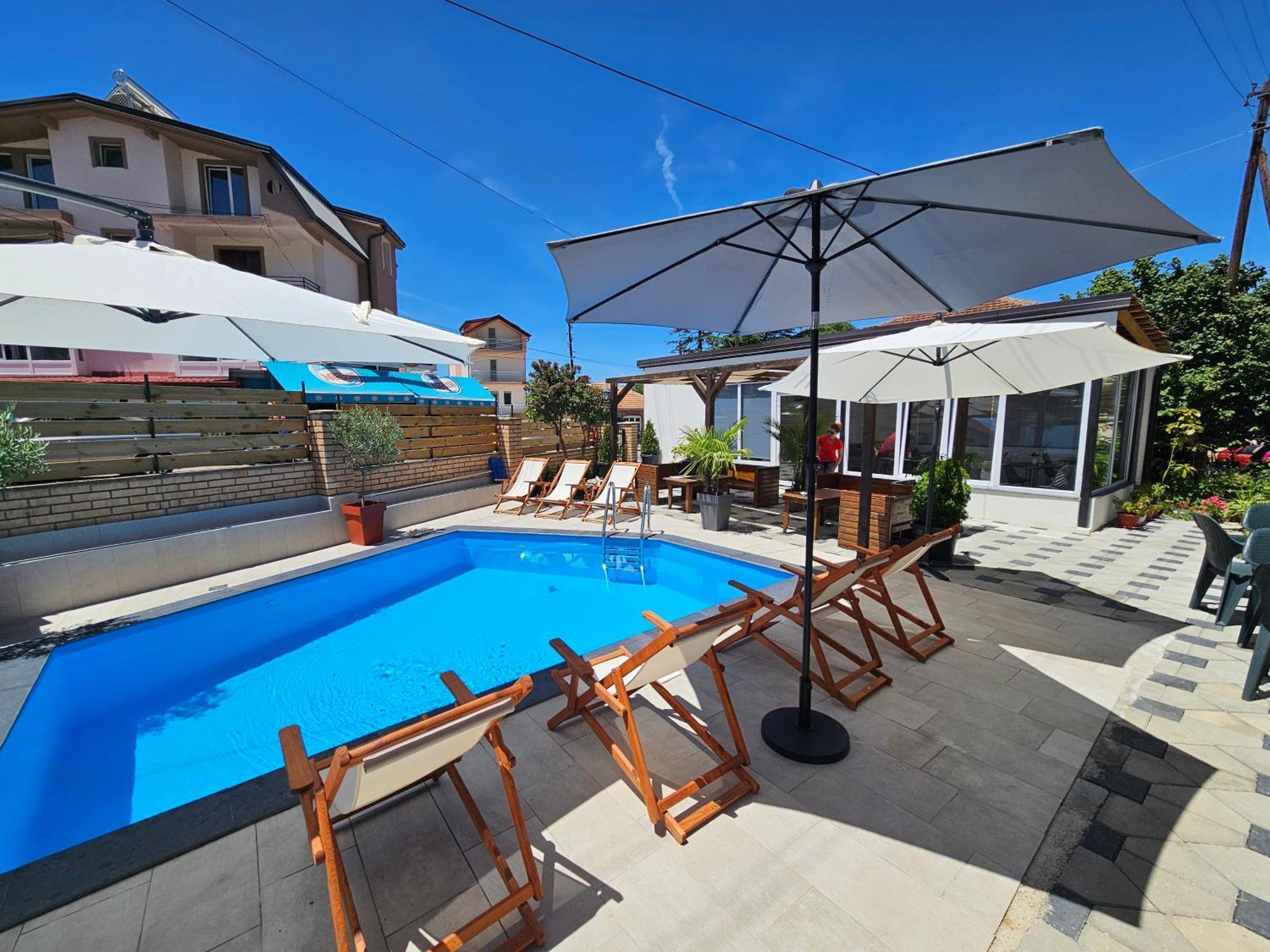 Villa Pegasus Pestani Ohrid Bagian luar foto